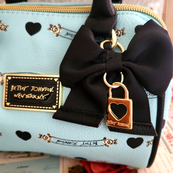 Small Betsey Johnson Handbag - Picture 3 of 4